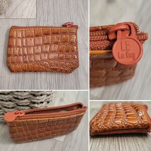 Le Bag Faux Crocodile Embossed Small Brown Coin Purse Zipper Closure, 3.75x2.25